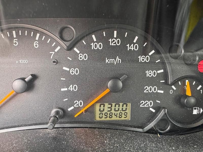 Gebraucht Ford Focus 100 PS (73 kW) 2000 Andere farben Limousine