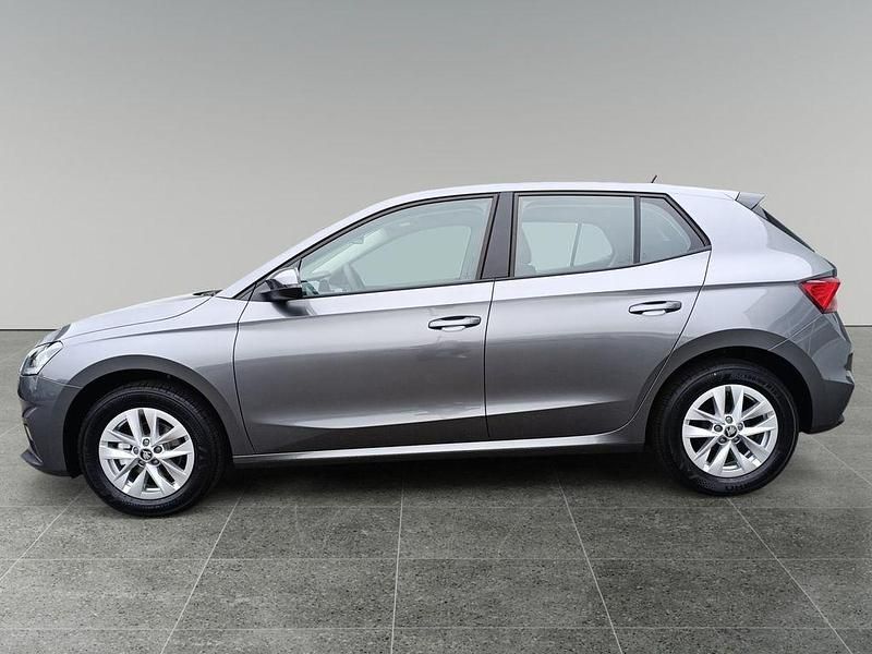 Neu Skoda Fabia Selection 80 PS (58 kW) 2025 Graphitegrau metallic Kleinwagen