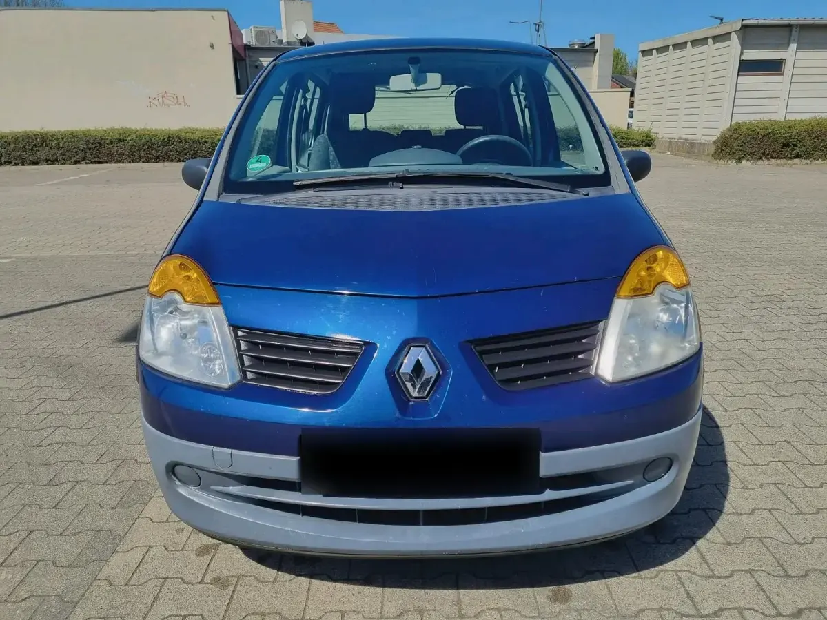 Second-hand Renault Modus 75 CP (55 kW) 2005 Albastru Monovolum