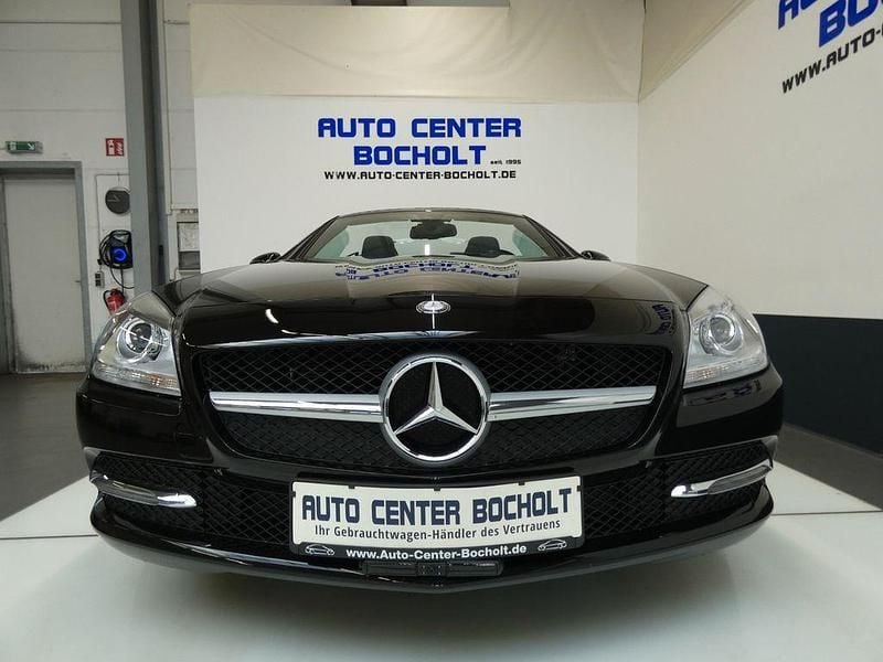 Schwarz Gebraucht 2014 Mercedes SLK200 Cabrio | 17.700 € (Superpreis) - Bild 1/4