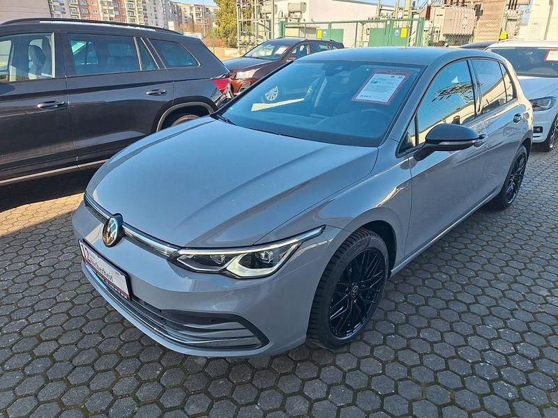 Gebraucht VW Golf VIII Move 116 PS (85 kW) 2024 Grau Limousine