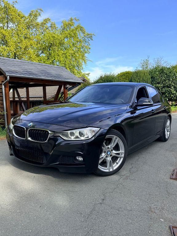 Usata BMW 318 Performance 143 CV (105 kW) 2013 Nero Berlina