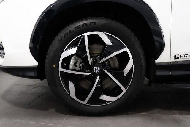 Gebraucht MG HS Luxury 272 PS (200 kW) 2025 Pearl white (weiß) SUV