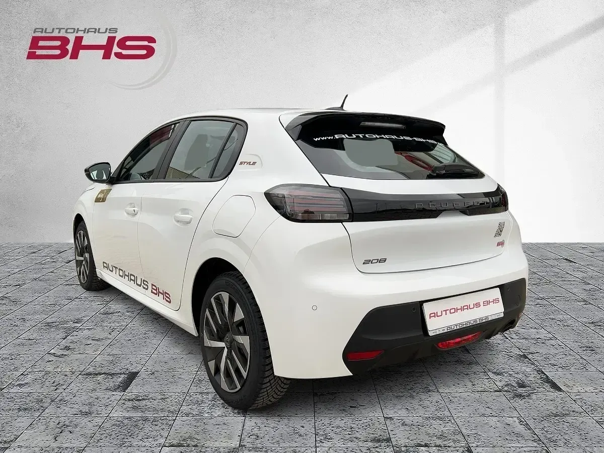 Gebraucht Peugeot 208 Style 75 PS (55 kW) 2025 Schnee weiß (weiß) Kleinwagen