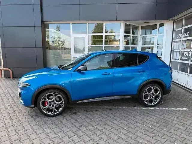 Gebraucht Alfa Romeo Tonale Veloce 160 PS (117 kW) 2024 Blau SUV