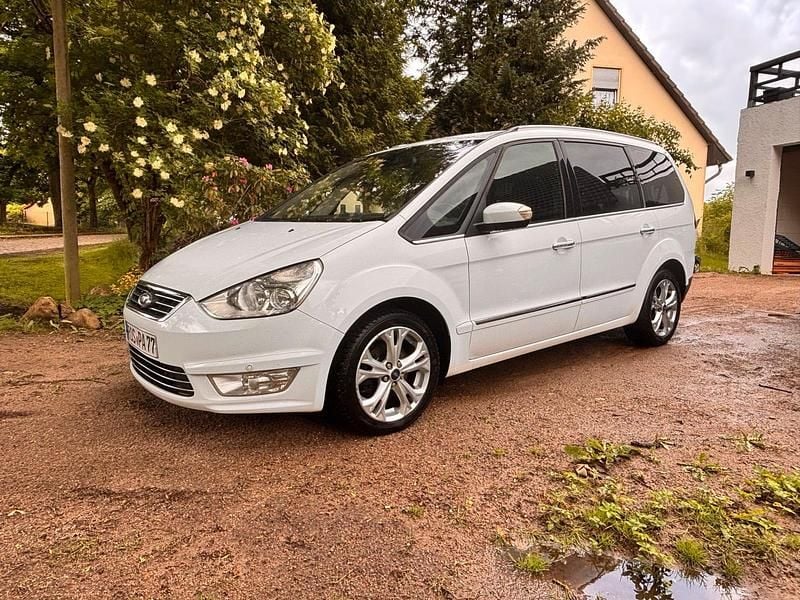 Weiß Gebraucht 2011 Ford Galaxy Ghia Van / Kleinbus | 4.999 € (Etwas zu teuer) - Bild 1/4