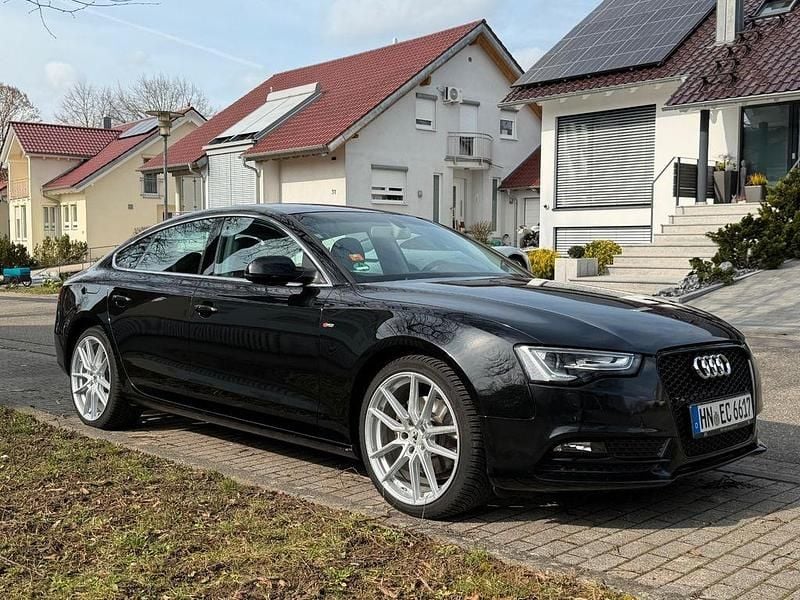 Gebraucht Audi A5 Sportback 170 PS (125 kW) 2015 Schwarz Kleinwagen