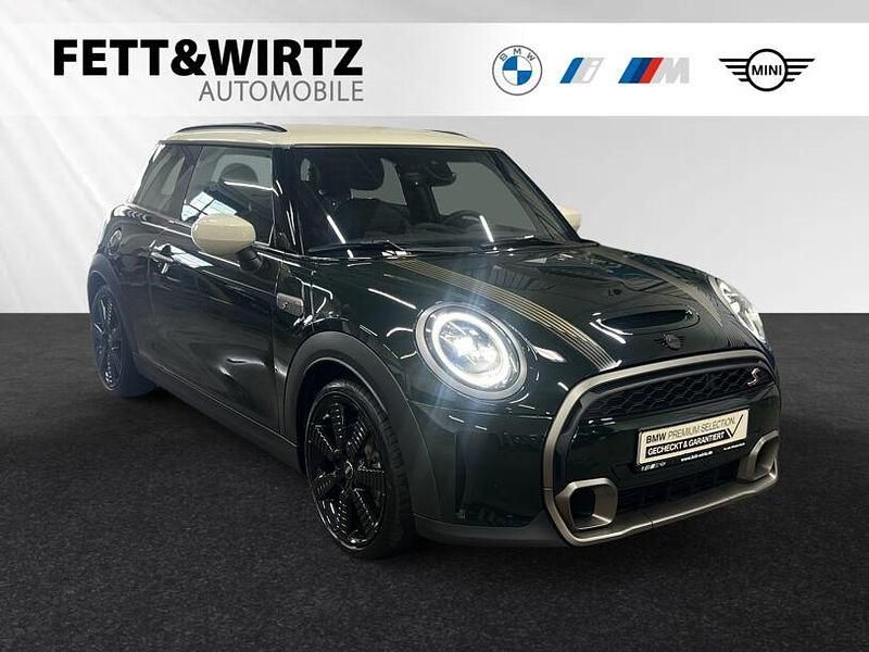 Grün Gebraucht 2023 Mini Cooper Kleinwagen | 32.833 € (Teuer) - Bild 1/3