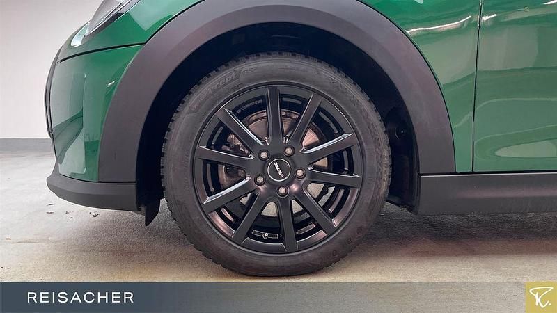 Gebraucht Mini Cooper Classic 136 PS (100 kW) 2023 Grün Kleinwagen