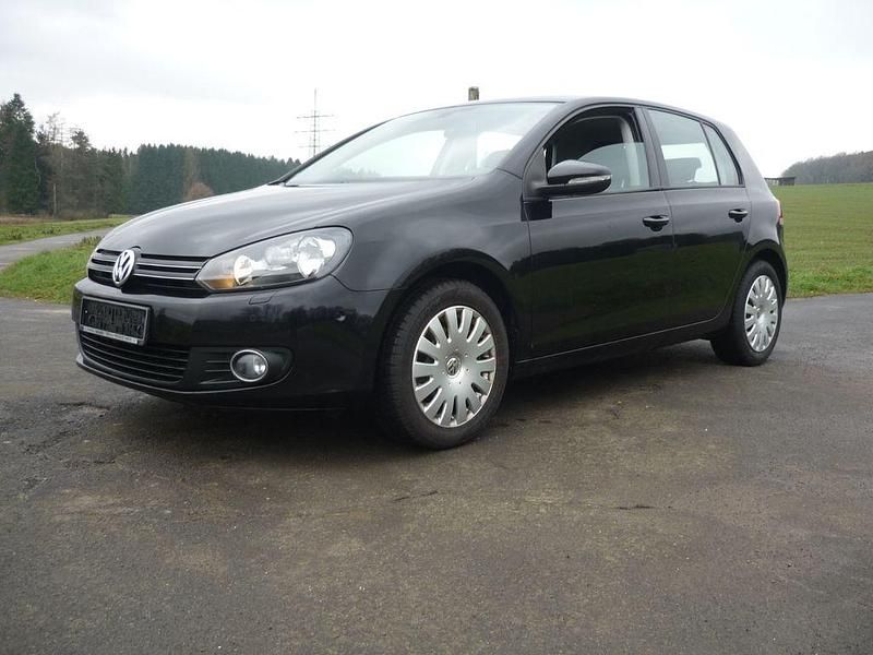 Schwarz Gebraucht 2009 VW Golf VI Comfortline Limousine | 3.850 € (Guter Preis) - Bild 1/4