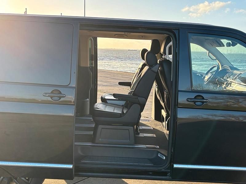 Używany VW T6 Highline 204 KM (150 kW) 2016 Czarny Van