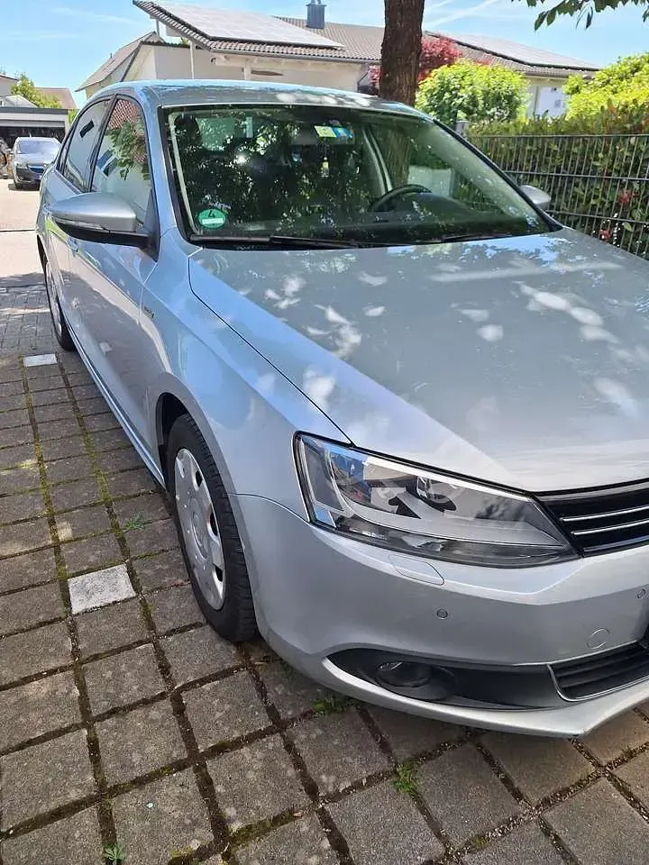 Gebraucht VW Jetta 150 PS (110 kW) 2014 Limousine