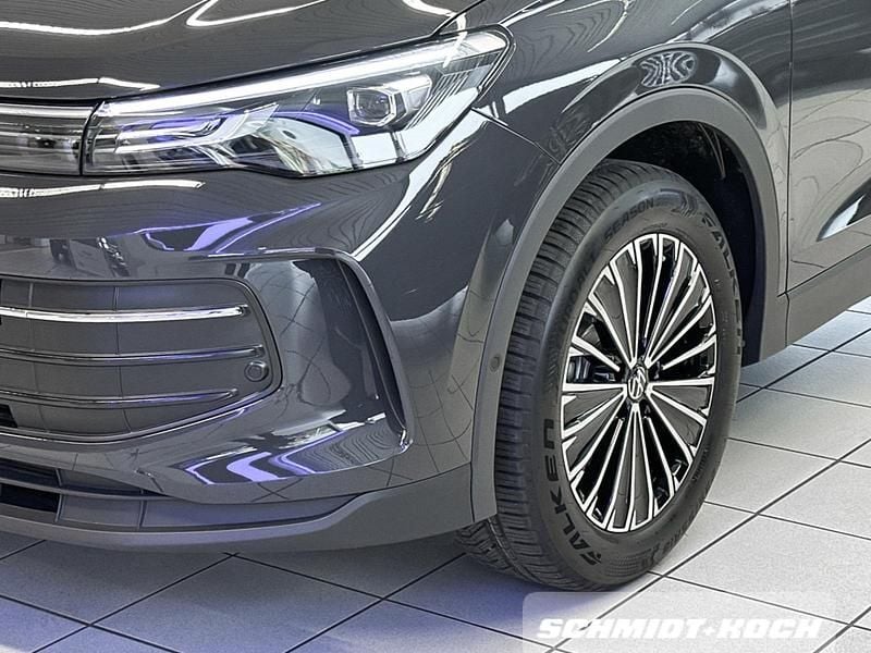 Neu VW Tiguan 150 PS (110 kW) 2026 Uranograu (grau) SUV