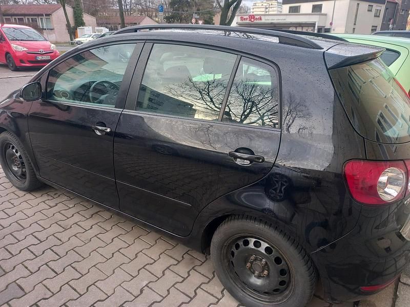 Gebraucht VW Golf VI 128 PS (94 kW) 2010 Schwarz Kleinwagen