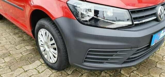 Gebraucht VW Caddy Trendline 102 PS (75 kW) 2020 Rot Van / Kleinbus