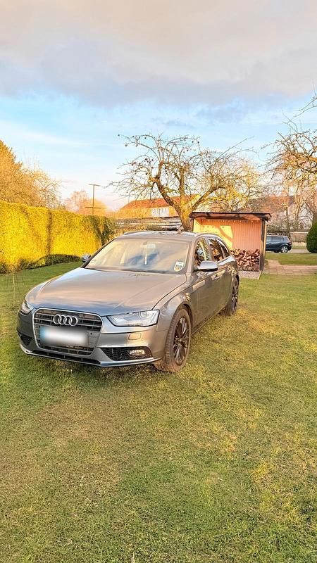 Gebraucht Audi A4 177 PS (130 kW) 2012 Grau Kombi