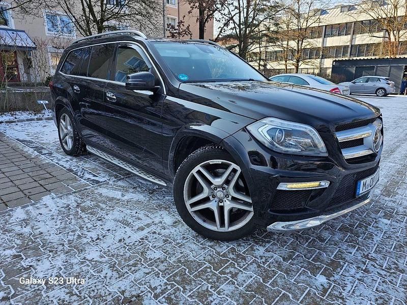 Schwarz Gebraucht 2015 Mercedes GL500 SUV | 25.550 € (Teuer) - Bild 1/4