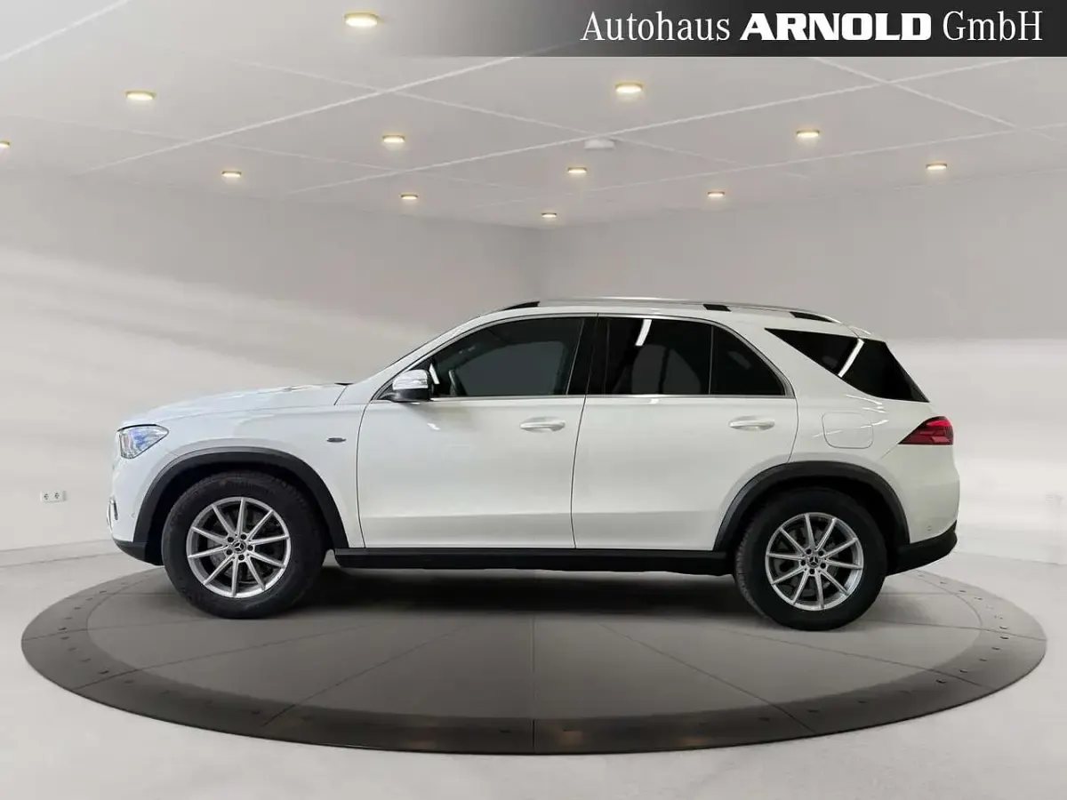 Gebraucht Mercedes GLE350 354 PS (260 kW) 2025 Weiß SUV
