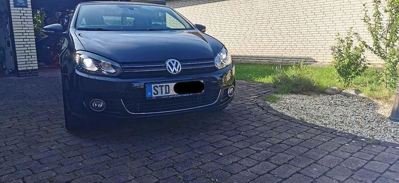 Schwarz Gebraucht 2012 VW Golf Cabriolet Cabrio | 10.900 € (Guter Preis) - Bild 1/4