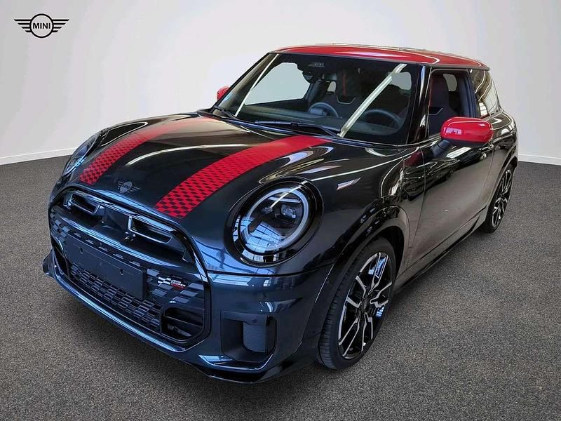 Grau Gebraucht 2024 Mini John Cooper Works Kleinwagen | 35.061 € (Fairer Preis) - Bild 1/4
