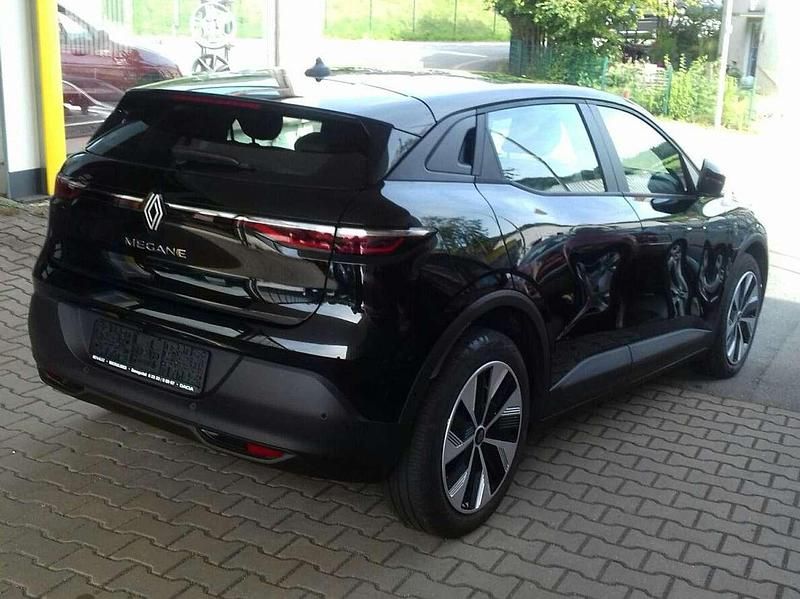 Gebraucht Renault Megane E-Tech Evolution 96 kW (131 PS) 2022 Gne blackperlschwarz met. Limousine
