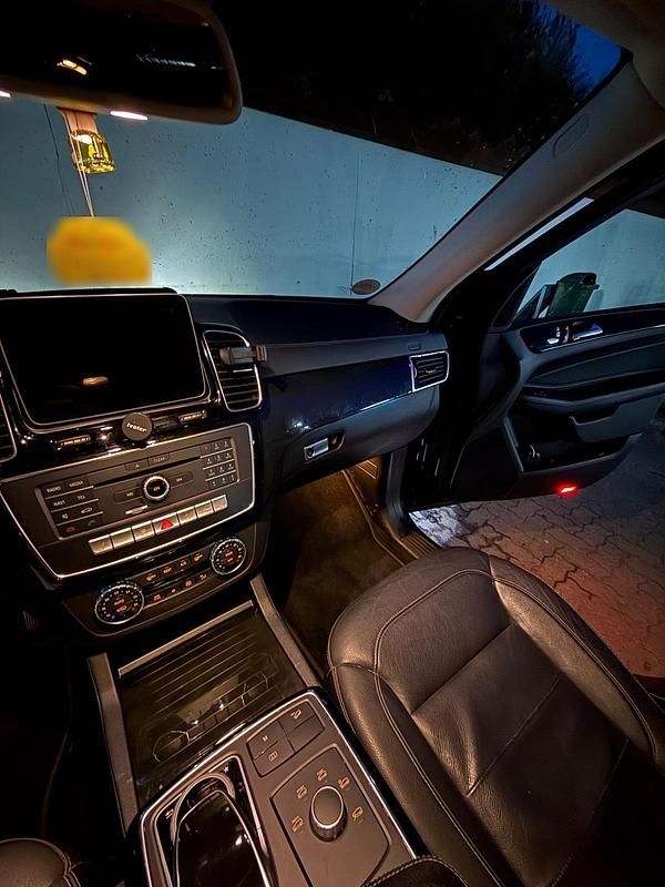 Gebraucht Mercedes GLE350 258 PS (189 kW) 2018 Schwarz SUV