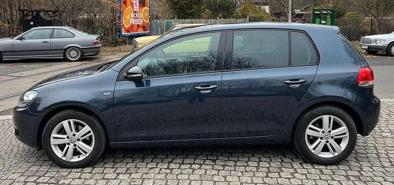 Gebraucht VW Golf VII Match 122 PS (89 kW) 2012 Bluegraphit perleffekt Kleinwagen
