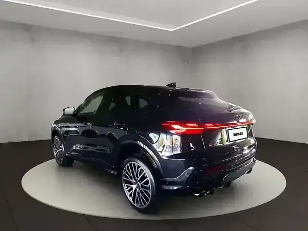 Neu Audi SQ5 Ambiente 367 PS (269 kW) 2026 Mythosschwarz metallic SUV