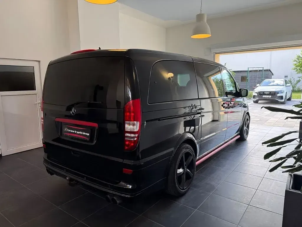 Gebraucht Mercedes Viano 224 PS (164 kW) 2012 Schwarz Van / Kleinbus