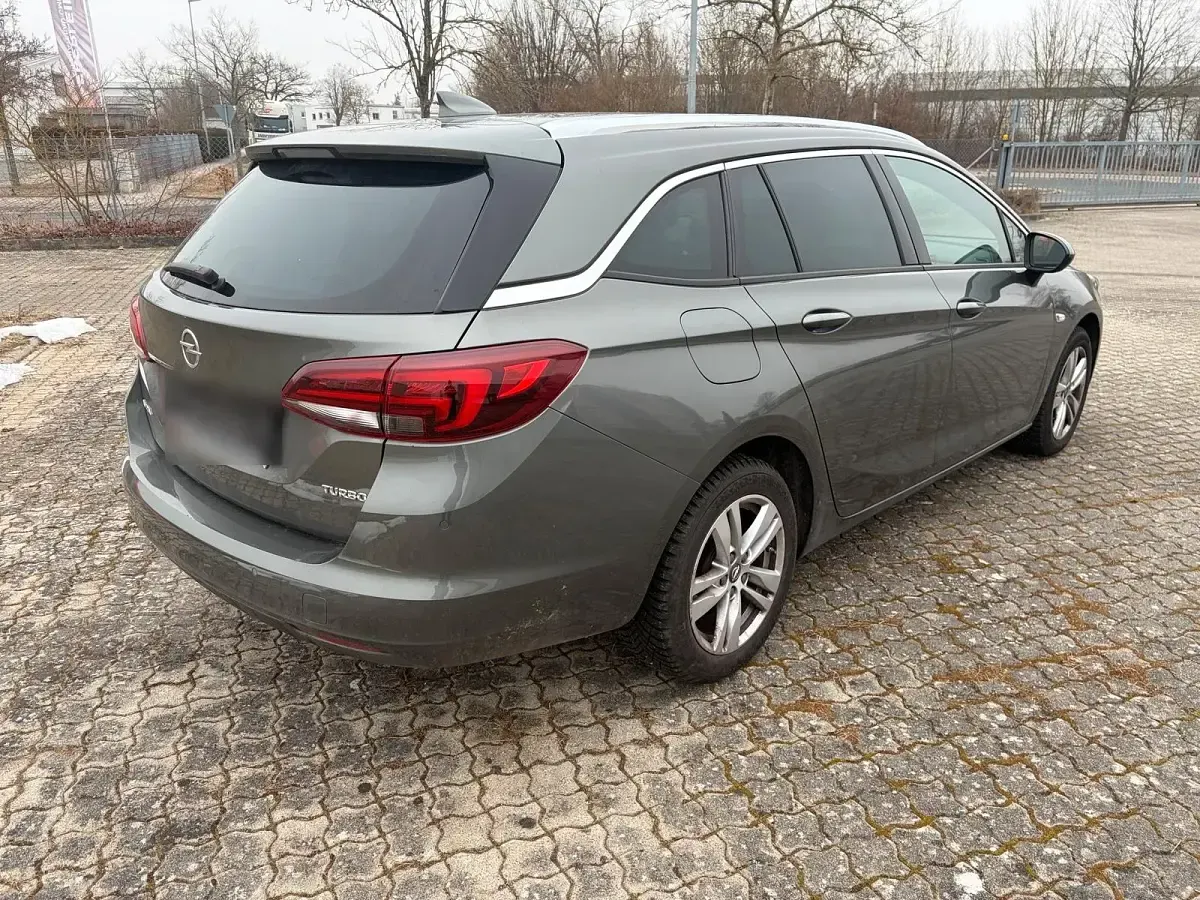 Gebraucht Opel Astra 2018 Grau Kombi