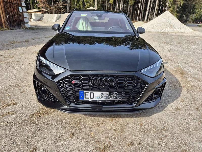 Gebraucht Audi RS4 Comfort 450 PS (330 kW) 2023 Schwarz Kombi