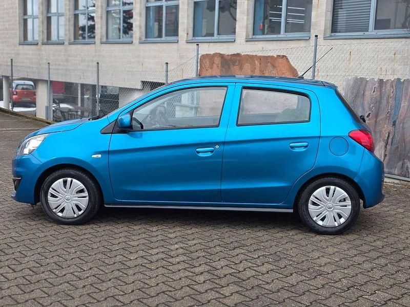 Gebraucht Mitsubishi Space Star Edition 71 PS (52 kW) 2018 Cerulean/medium blue Kleinwagen