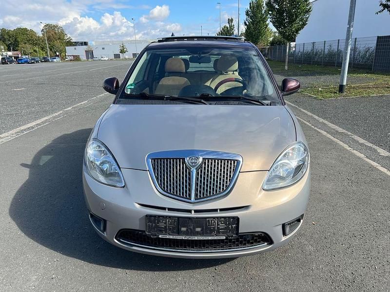 Gebraucht Lancia Ypsilon 69 PS (50 kW) 2010 Kleinwagen