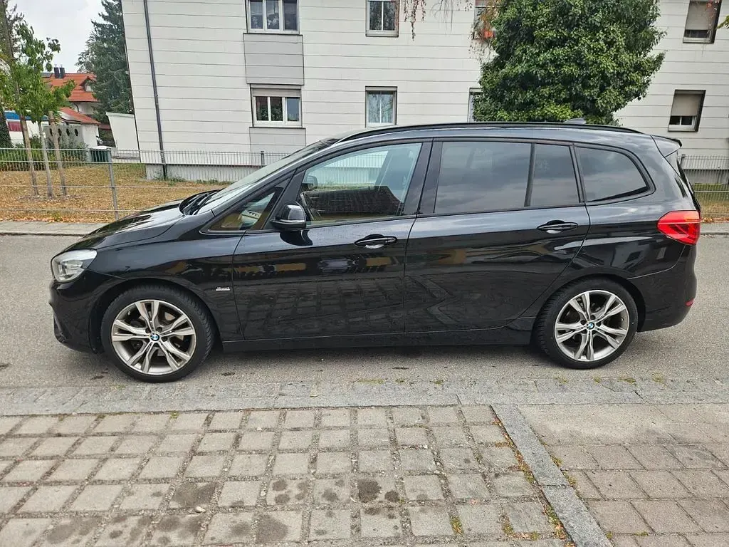 Gebraucht BMW 218 Sport Line 150 PS (110 kW) 2015 Schwarz Kombi