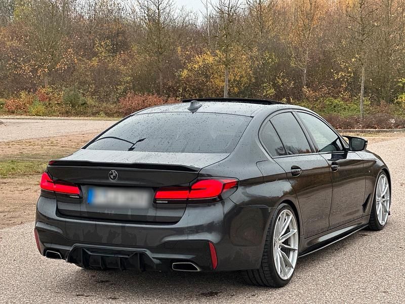 Gebraucht BMW 530 265 PS (194 kW) 2017 Grau Limousine