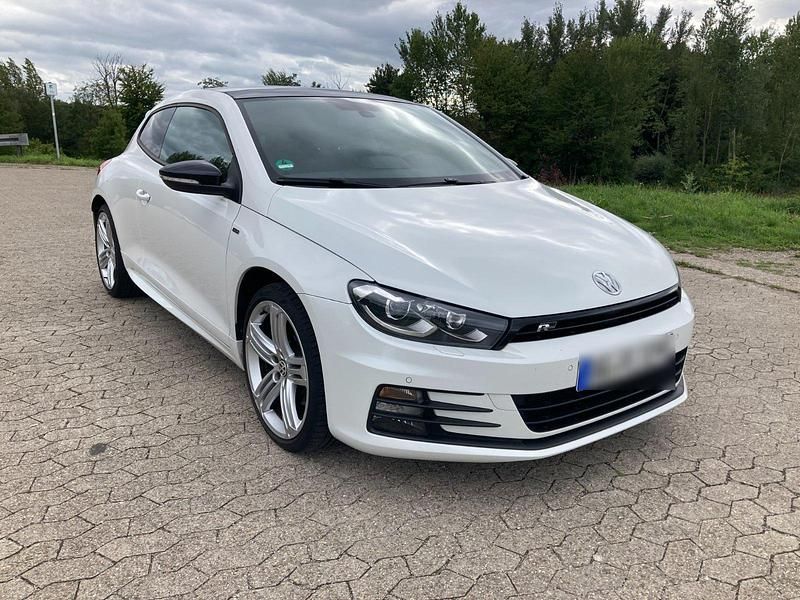 Weiß Gebraucht 2016 VW Scirocco CLUB Coupé | 17.000 € (Fairer Preis) - Bild 1/4