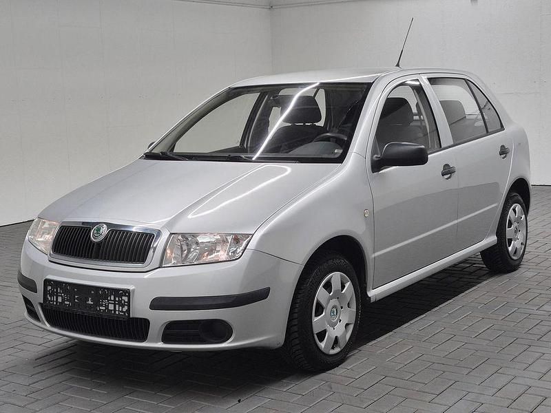 Gebraucht Skoda Fabia Classic 54 PS (39 kW) 2005 Silber Limousine