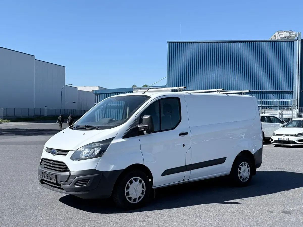 Usata Ford Transit Custom 101 CV (74 kW) 2016 Bianco Monovolume