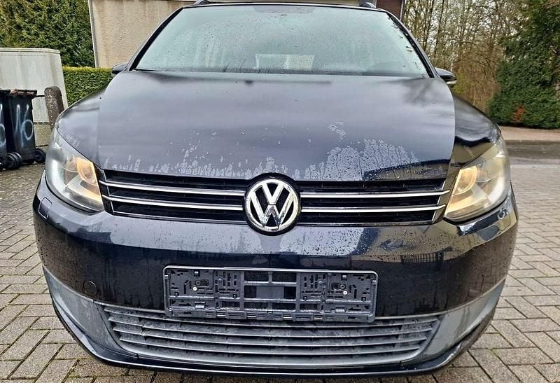 Gebraucht VW Touran Trendline 105 PS (77 kW) 2011 Schwarz Van / Kleinbus