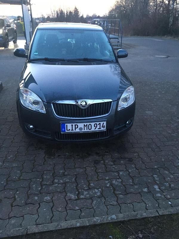 Gebraucht Skoda Fabia 2010 Grau Kombi