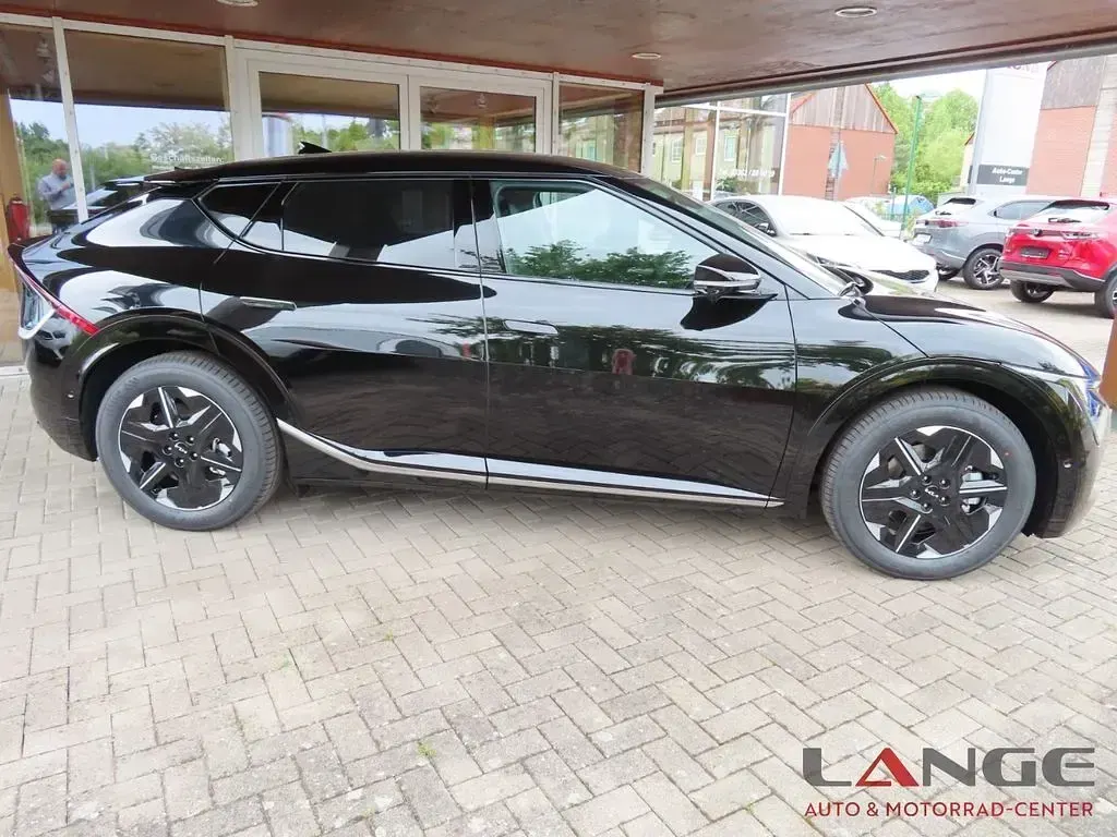 Nowe Kia EV6 Earth 167 kW (228 KM) 2025 Czarny SUV