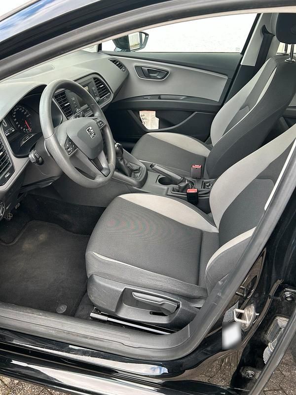 Gebraucht Seat Leon 110 PS (80 kW) 2015 Schwarz Kleinwagen