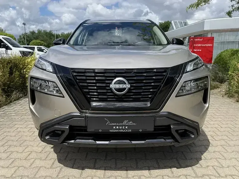 Gebraucht Nissan X-Trail 213 PS (156 kW) 2024 Beige SUV