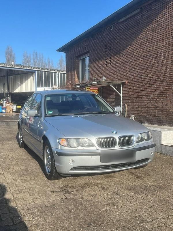 Gebraucht BMW 325 192 PS (141 kW) 2002 Grau Limousine