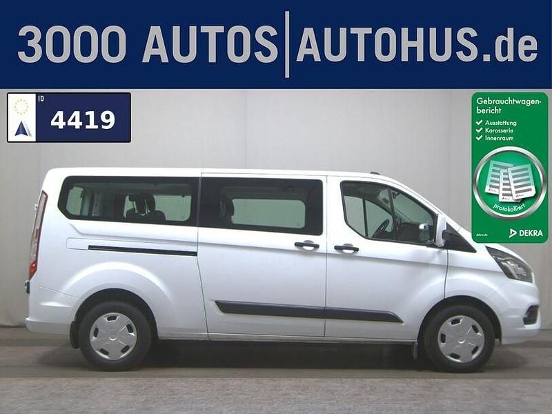 Weiß Gebraucht 2023 Ford Tourneo Custom Trend Van | 30.780 € (Superpreis) - Bild 1/4