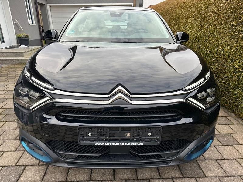 Gebraucht Citroën e-C4 Feel 100 kW (136 PS) 2023 Schwarz Limousine