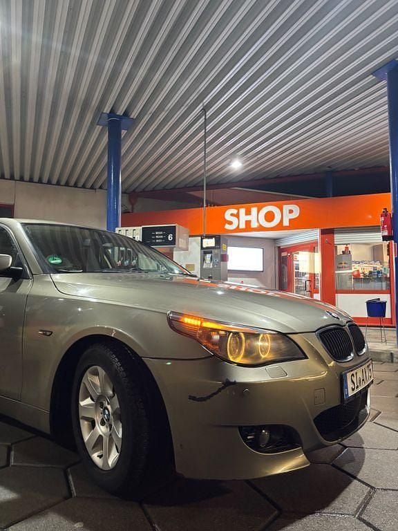 Gebraucht BMW 520 170 PS (125 kW) 2004 Beige Limousine