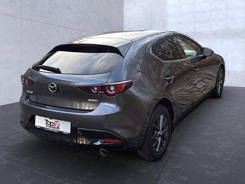 Gebraucht Mazda 3 Exclusive-Line 186 PS (136 kW) 2023 Machine grey (metallic) Limousine