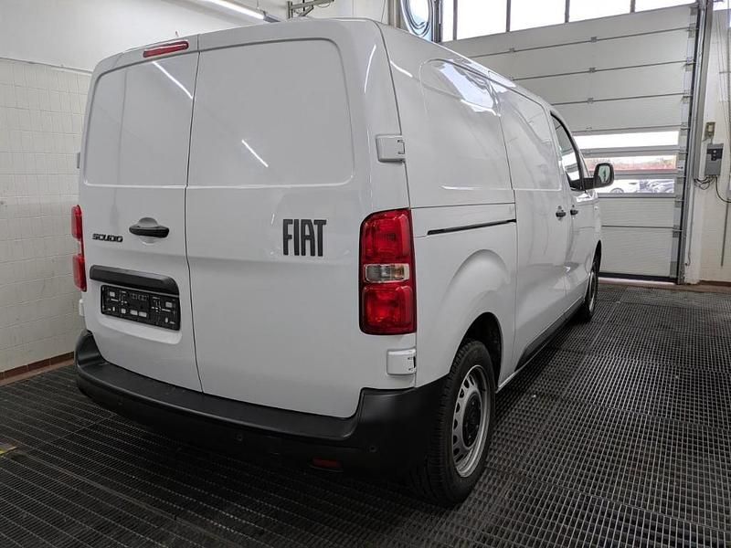 Gebraucht Fiat Scudo 144 PS (105 kW) 2024 Weiss Van