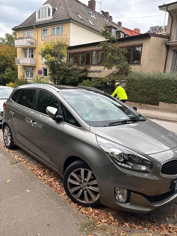 Silber Gebraucht 2013 VW Touran Van / Kleinbus | 10.350 € (Fairer Preis) - Bild 1/4